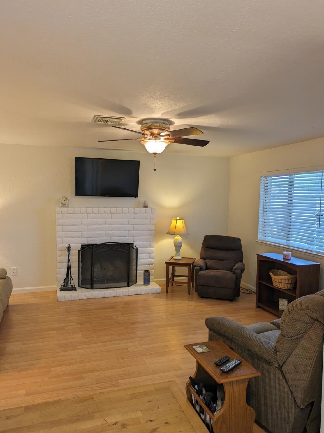 4116 Faith Ln, Modesto, CA 95355