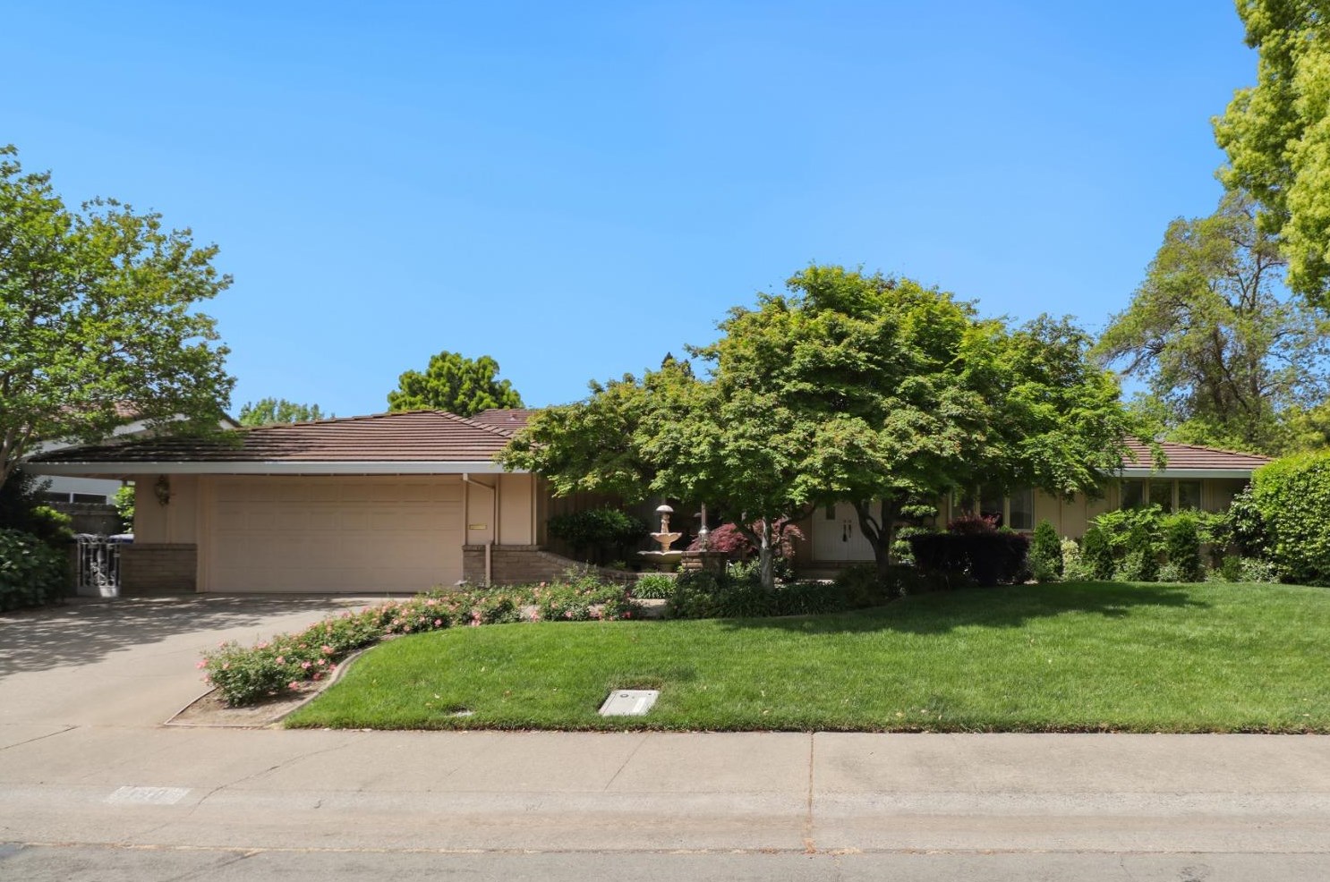 190 Gifford Way, Sacramento, CA 95864-6908