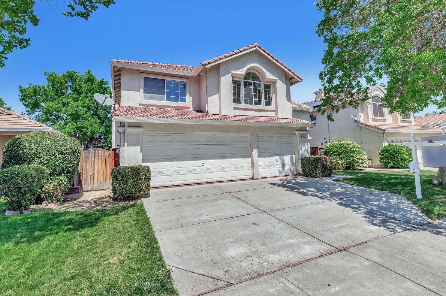 745 Oneil Ct, Tracy, CA 95376-8763