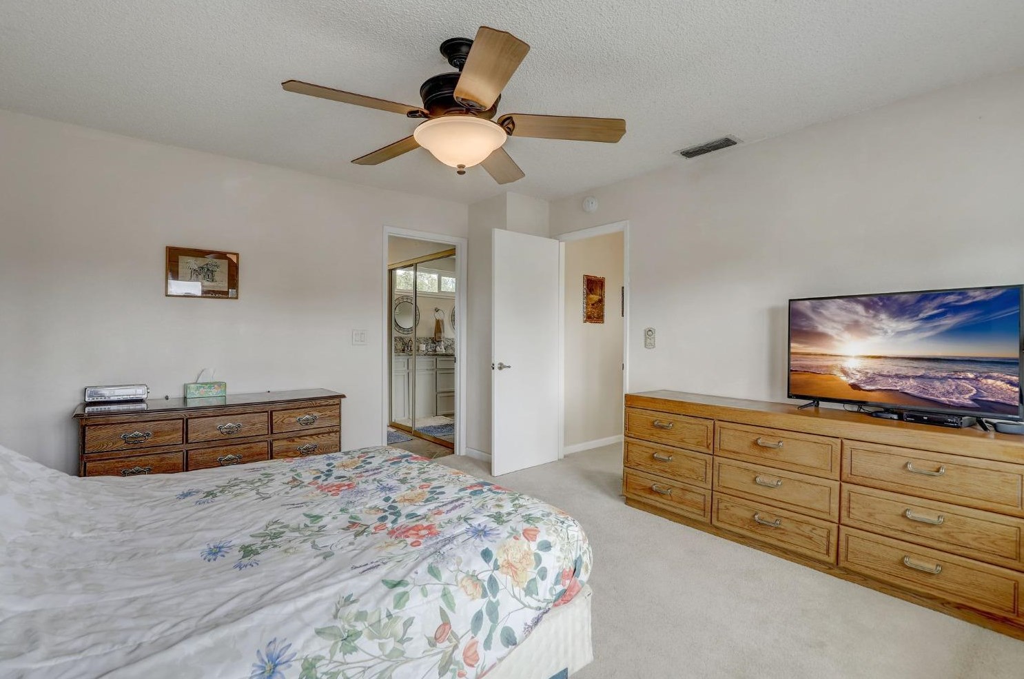 7201 Geowood Way, Citrus Heights CA  95610-3927 exterior