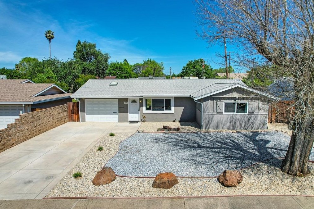 7856 Glen Tree Dr, Citrus Heights, CA 95610-2425