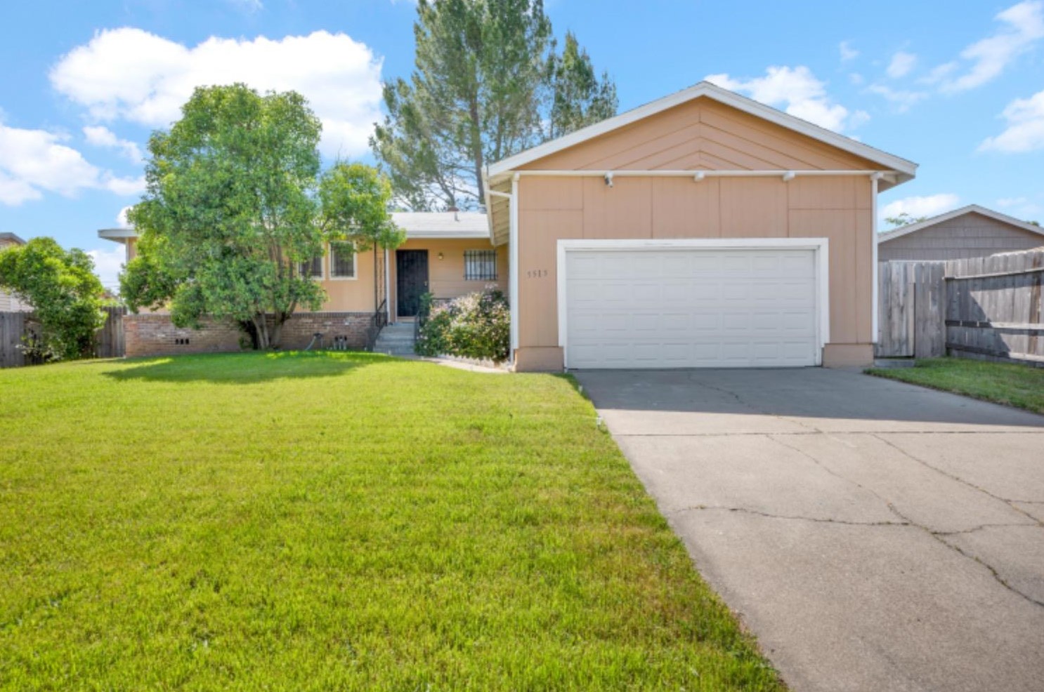 5513 San Juan Ave, Citrus Heights, CA 95610-7420