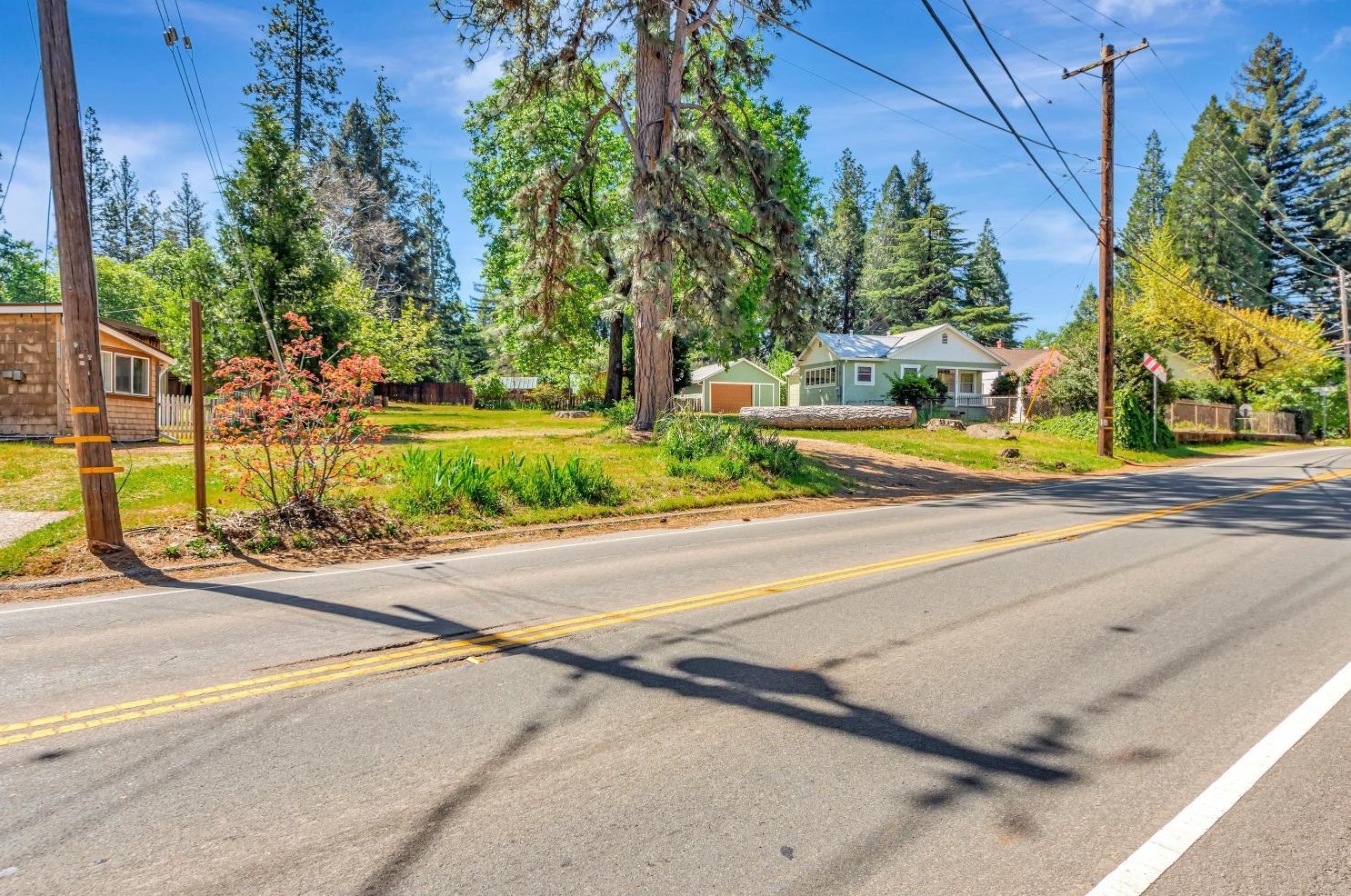 13195 Ridge Rd, Grass Valley CA  95945-4819 exterior