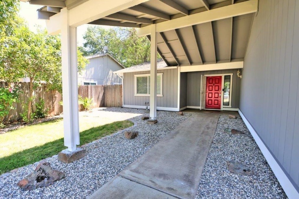 6832 Castleberry Cir, Citrus Heights, CA 95621