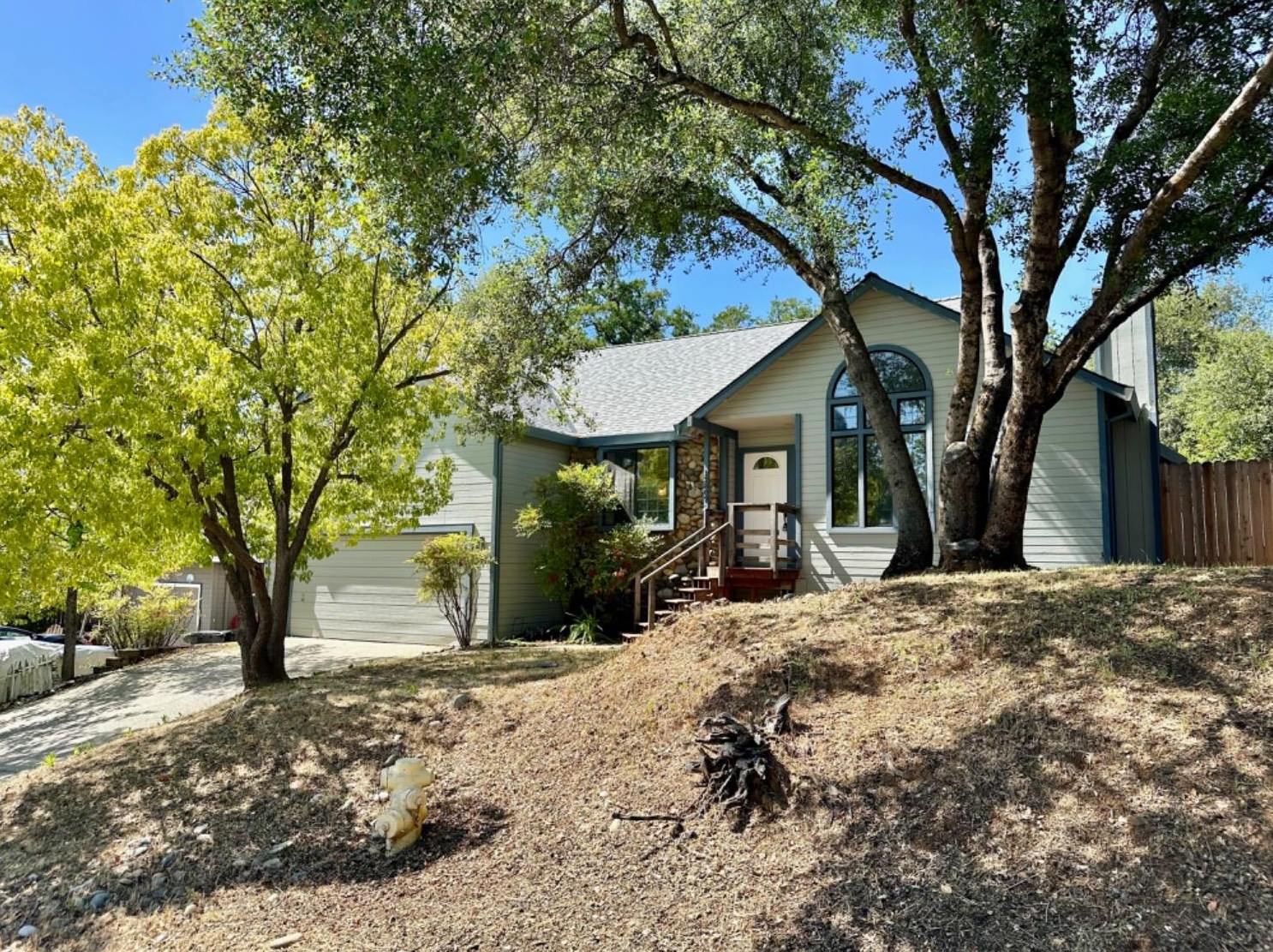 12809 Appian Way, Auburn, CA 95603