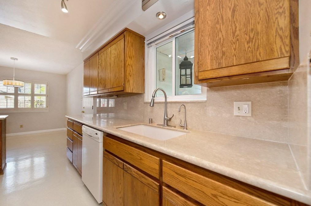 7236 Linda Sue Way, Citrus Heights CA  95621-7355 exterior
