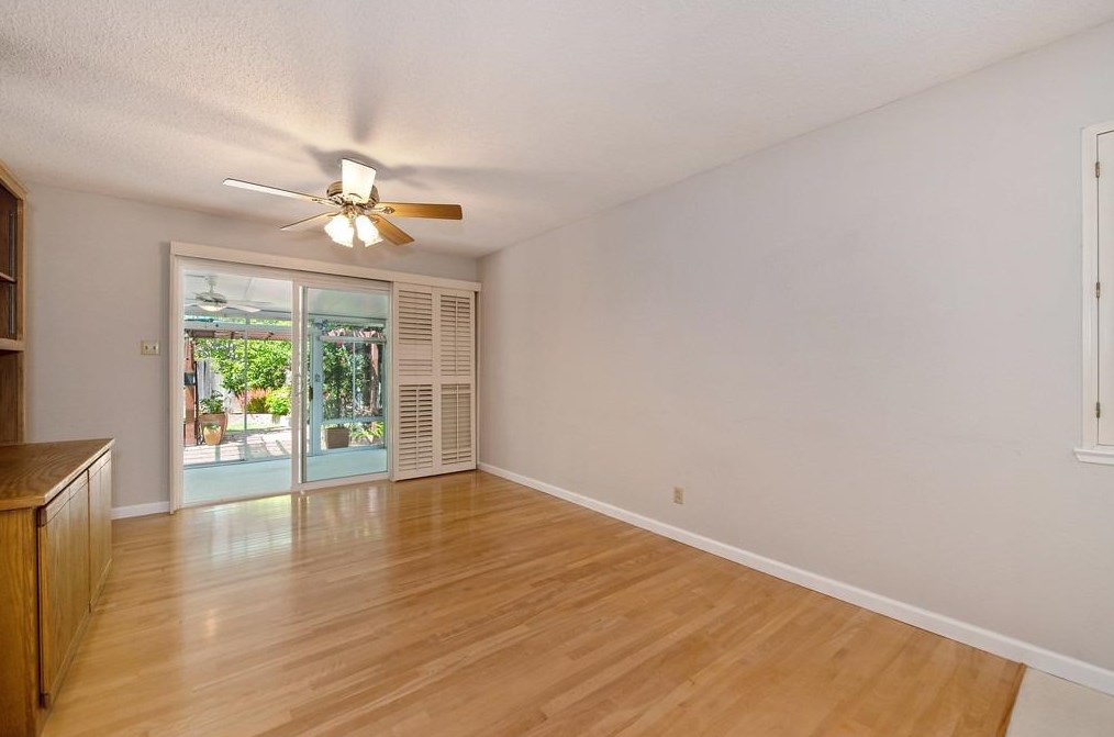 7236 Linda Sue Way, Citrus Heights CA  95621-7355 exterior