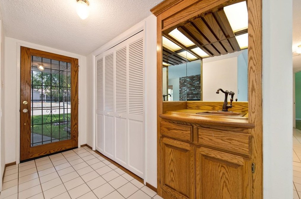 7236 Linda Sue Way, Citrus Heights CA  95621-7355 exterior