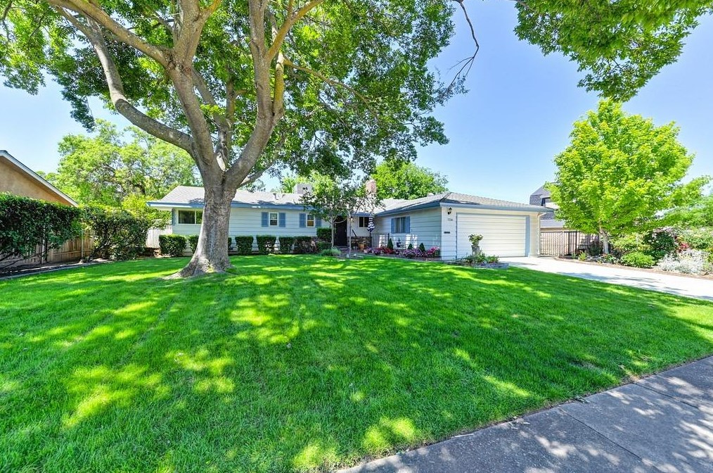 7236 Linda Sue Way, Citrus Heights CA  95621-7355 exterior