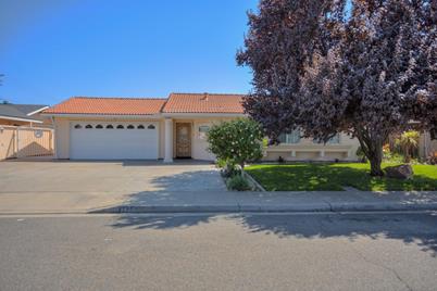 1020 Lacy Way, Turlock, CA 95380 - Photo 1