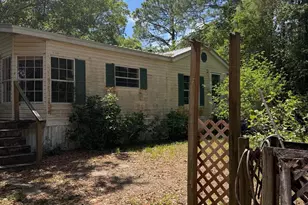 6709 Betty Ln, Navarre, FL 32566 - Photo 8