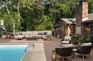 151 Deville Dr, Mary Esther, FL 32569 - Photo 2