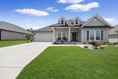 2421 Dakota Way, Crestview, FL 32536 - Photo 2