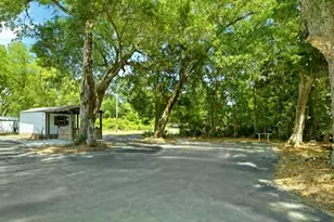 6902 Santa Clara Dr, Navarre, FL 32566 - Photo 12
