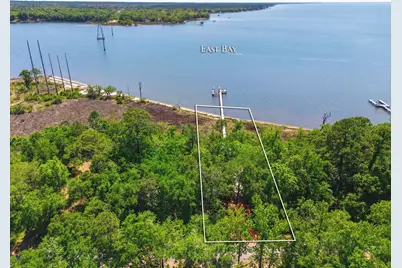6913 Santa Clara Drive, Navarre, FL 32566 - Photo 2