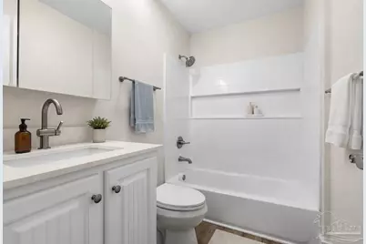 2023 Summit Boulevard, Pensacola, FL 32503 - Photo 10