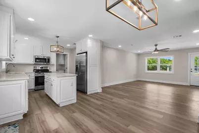2023 Summit Boulevard, Pensacola, FL 32503 - Photo 10