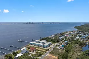 940 Sound Harbor Cir, Gulf Breeze, FL 32563 - Photo 58