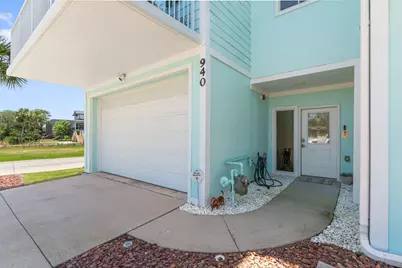 940 Sound Harbor Circle # 9, Gulf Breeze, FL 32563 - Photo 4