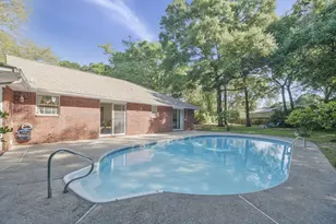 5708 Bentley Cir, Milton, FL 32570 - Photo 40