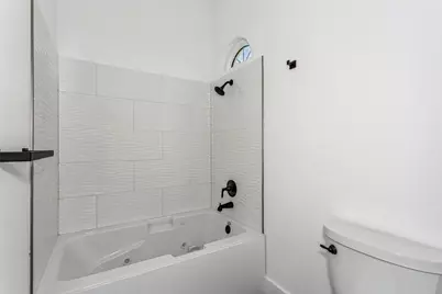 21 E Galvez Court, Pensacola Beach, FL 32561 - Photo 28