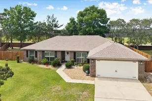 2511 Stormy Cir, Navarre, FL 32566 - Photo 2