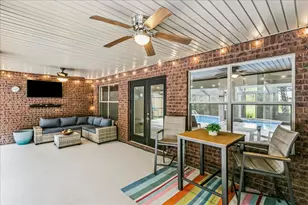 2021 Pelican Ln, Navarre, FL 32566 - Photo 26