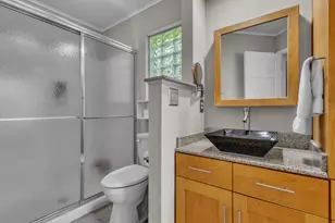 921 Shalimar Point Dr, Shalimar, FL 32579 - Photo 20
