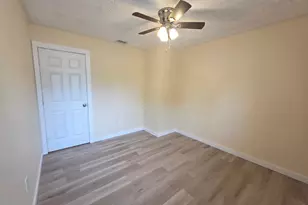 215 Aza Pl, Crestview, FL 32539 - Photo 28