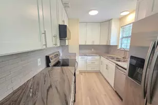 215 Aza Pl, Crestview, FL 32539 - Photo 18