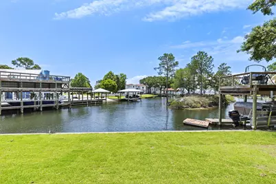 23 Neptune Drive, Mary Esther, FL 32569 - Photo 2