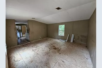 3009 Crittenden Drive, Navarre, FL 32566 - Photo 4