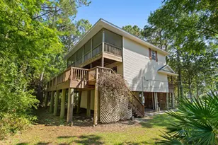 1026 Woodlore Cir, Gulf Breeze, FL 32563 - Photo 50