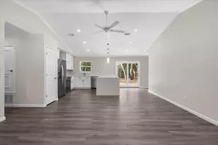 3229 Auburn Pkwy, Gulf Breeze, FL 32563 - Photo 6