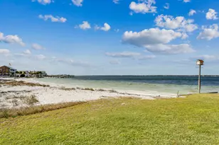 7453 Sunset Harbor Dr, Navarre, FL 32566 - Photo 2