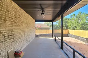 1793 Brooke Beach Dr, Navarre, FL 32566 - Photo 10