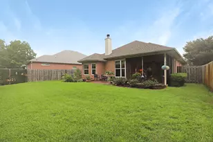 1449 Champions Green Dr, Gulf Breeze, FL 32563 - Photo 16