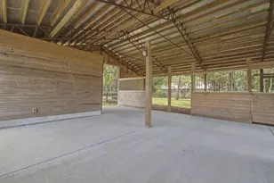8632 Bristolwood Cir, Navarre, FL 32566 - Photo 10