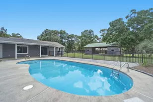 8632 Bristolwood Cir, Navarre, FL 32566 - Photo 44