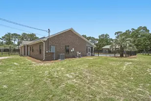 8632 Bristolwood Cir, Navarre, FL 32566 - Photo 74