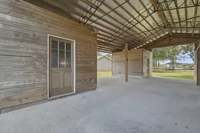 8632 Bristolwood Circle, Navarre, FL 32566 - Photo 12