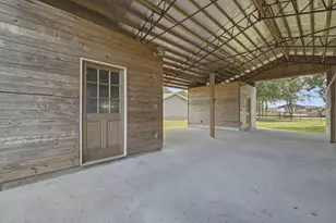 8632 Bristolwood Cir, Navarre, FL 32566 - Photo 12