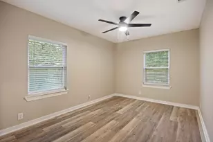 906 Woodbriar Ct, Fort Walton Beach, FL 32547 - Photo 34