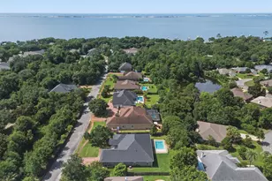 1451 W Shores, Gulf Breeze, FL 32563 - Photo 52