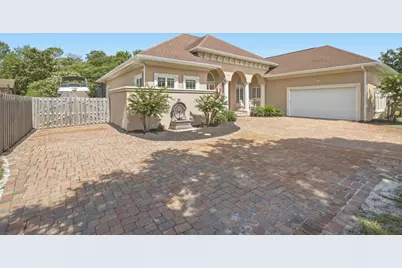 1451 W Shores, Gulf Breeze, FL 32563 - Photo 2