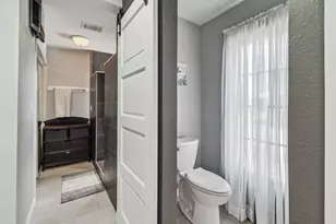 1005 Via De Luna Dr, Pensacola Beach, FL 32561 - Photo 16