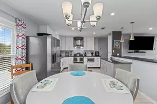 1005 Via De Luna Dr, Pensacola Beach, FL 32561 - Photo 10