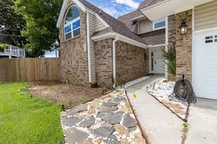 2003 Bob White Ct, Mary Esther, FL 32569 - Photo 4