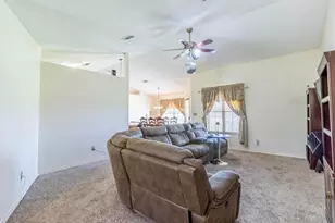 2498 Raider Ln, Navarre, FL 32566 - Photo 4