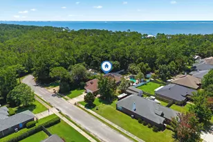 1637 Monet Dr, Gulf Breeze, FL 32563 - Photo 48